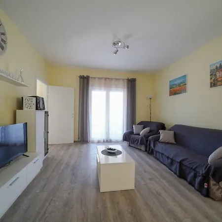 Holiday Branko With Heated Pool Villa Polaca